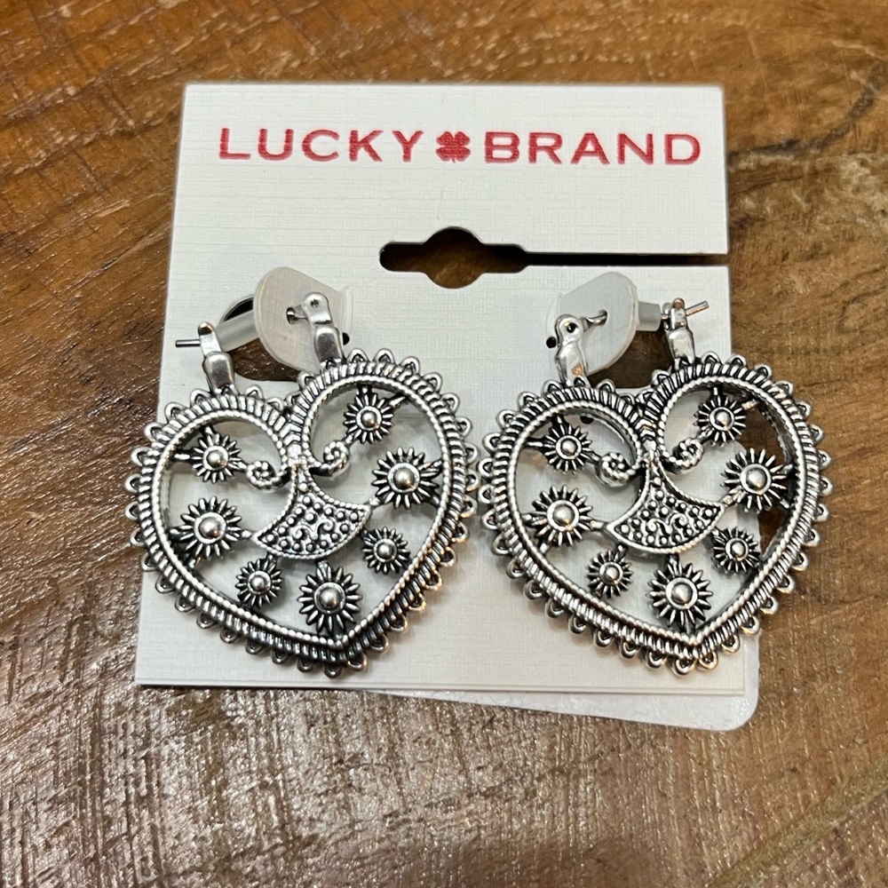 New Lucky Brand Heart Earrings.